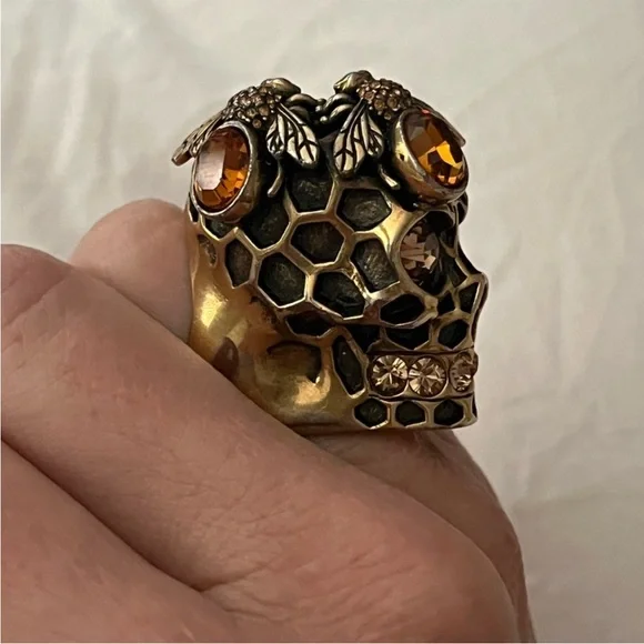 Alexander McQueen Honeycomb Skull Bee Ring - Picture 11 of 17